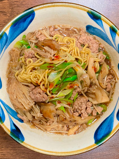 豚ひき肉とキノコの煮込み麺-レシピのメイン写真