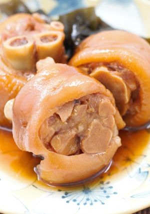 沖縄料理　てびちの煮物（豚足の煮物）-レシピのメイン写真