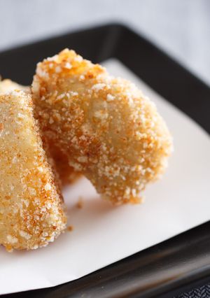 冷めても美味♪里芋のあられ粉揚げ-レシピのメイン写真