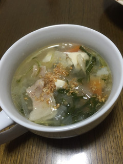 野菜たっぷり餃子スープ-レシピのメイン写真