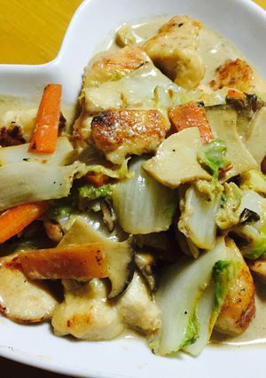 寒い日に!鶏胸肉と白菜のクリーム煮風-レシピのメイン写真