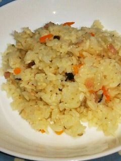 硬く炊けたご飯でピラフ風にアレンジ♪-レシピのメイン写真