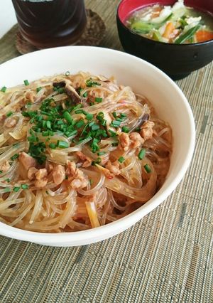 大豆のお肉で麻婆春雨丼-レシピのメイン写真