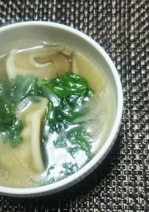 春菊香る餃子スープ.:*°☆-レシピのメイン写真