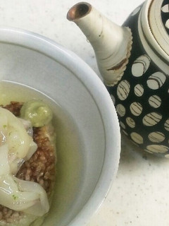 焼おにぎりとイカの塩辛茶漬け-レシピのメイン写真