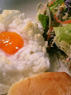 もこもこ目玉焼き☆エッグインクラウド-レシピのメイン写真