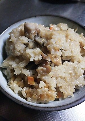 炊飯器で鶏ごぼうおこわ-レシピのメイン写真