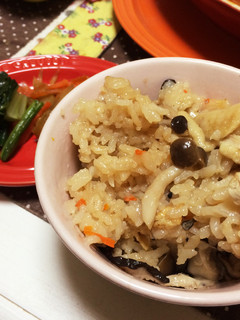 炊飯器de簡単☆きのこのおこわ風ゴハン-レシピのメイン写真