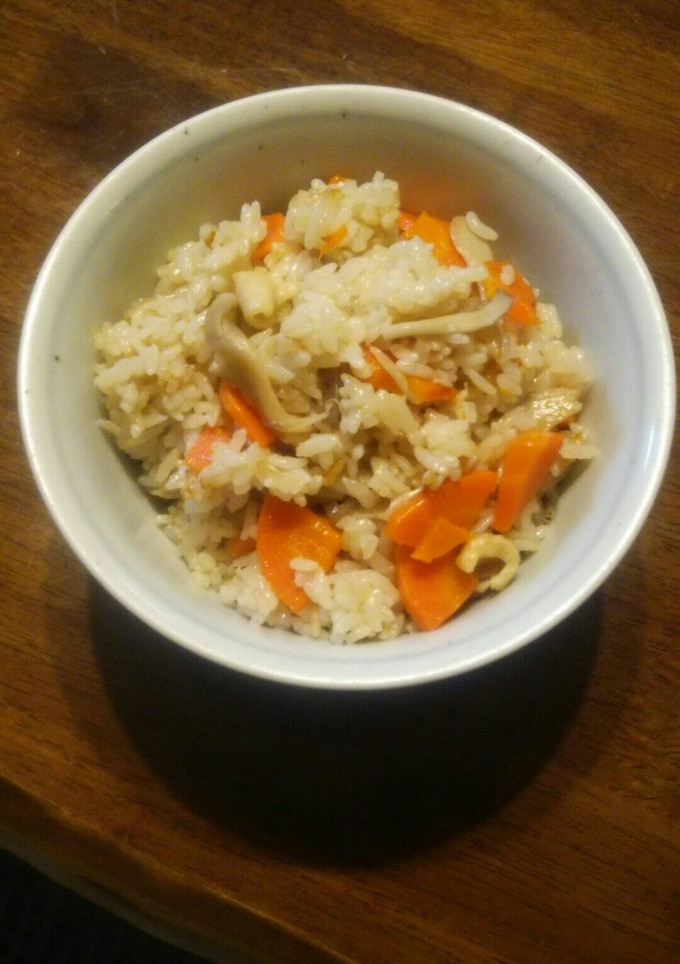 鶏皮とおでんの残り汁で炊き込みご飯♪-レシピのメイン写真