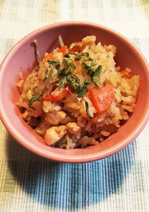 お弁当にもグッド！鶏と根菜の炊き込みご飯-レシピのメイン写真