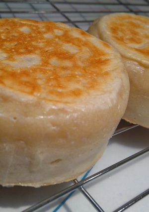 イギリス定番の朝食クランペットを酵母で-レシピのメイン写真