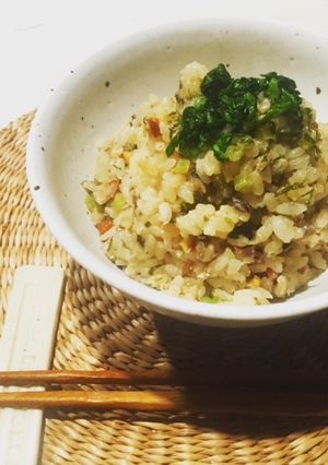 大根菜とオイルサーディンの炊き込みご飯-レシピのメイン写真