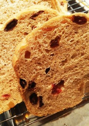 煎り糠で全粒粉パンもどき-レシピのメイン写真