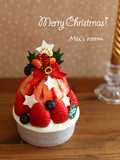 苺でデコ☆クリスマスツリーケーキ