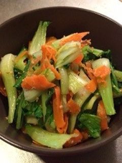 ぴらにんじんと青梗菜の胡麻和え-レシピのメイン写真