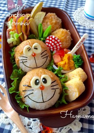 お稲荷でドラえもんおにぎり♡キャラ弁-レシピのメイン写真
