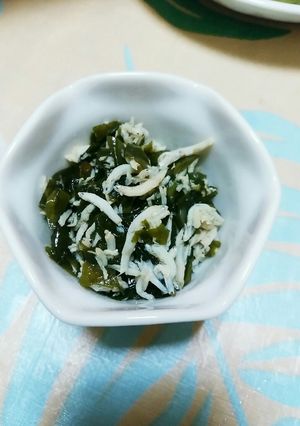 ご飯がすすむ♬シラスとワカメ和え炒め-レシピのメイン写真