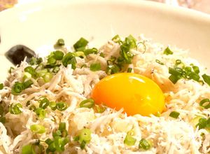 簡単すぎる♡これだけ！ごま油deしらす丼-レシピのメイン写真
