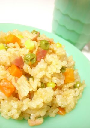 簡単！炊飯器で炊くケチャップピラフ-レシピのメイン写真