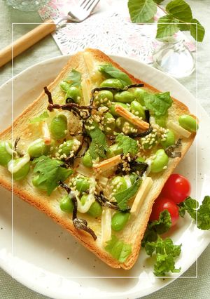 枝豆×チータラ×塩昆布のおつまみトースト-レシピのメイン写真