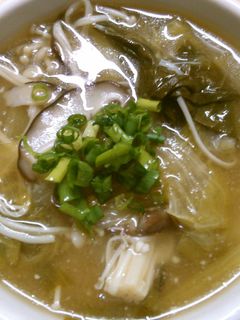 チンゲン菜とレタスの とろみ中華スープ♪-レシピのメイン写真