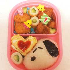 รูปของ スヌーピーキャラ弁 簡単ご飯と海苔だけ