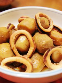 旨みたっぷり◆里芋といかの煮物-レシピのメイン写真