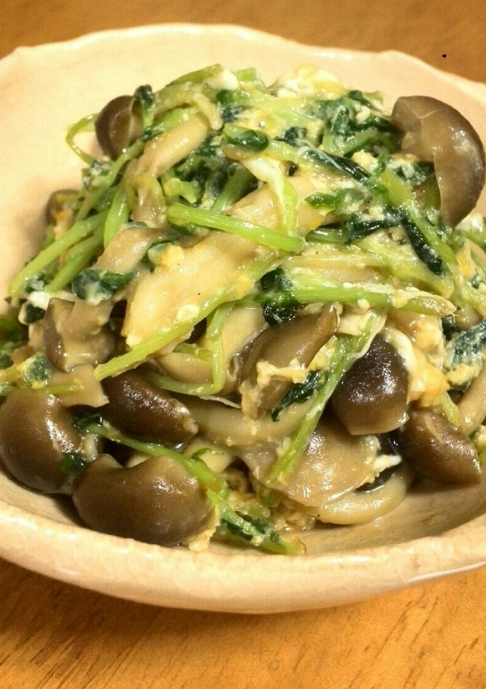 豆苗としめじの卵とじ-レシピのメイン写真