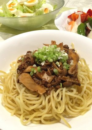 大豆ときのこのヘルシー☆ジャージャー麺-レシピのメイン写真