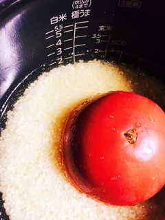 トマト丸ごと1個!トマトご飯!-レシピのメイン写真