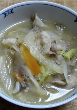 緑豆春雨入り、ちょっと中華風の豚汁-レシピのメイン写真