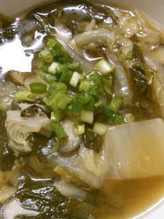 簡単! 白菜と ほうれん草の中華スープ♪-レシピのメイン写真