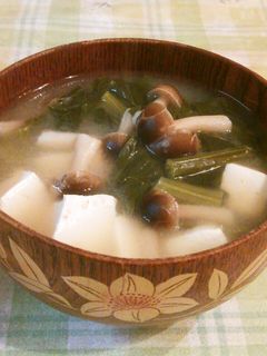 しめじ・豆腐・ほうれん草のお味噌汁-レシピのメイン写真