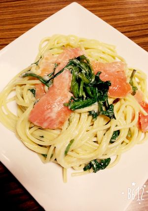 ほうれん草とサーモンのクリームパスタ-レシピのメイン写真