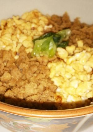 ★冷凍豆腐と卵の二色そぼろ丼★-レシピのメイン写真