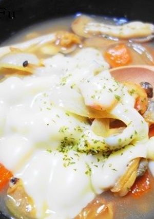 シーフードのコンソメチーズスープ-レシピのメイン写真