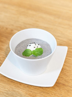 黒ごまプリン-レシピのメイン写真
