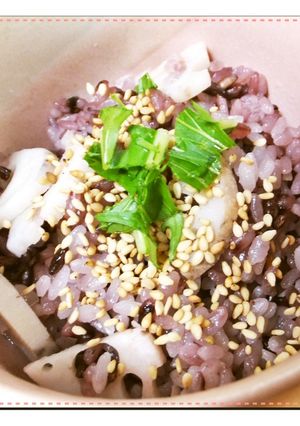 秋★蓮根の炊き込みご飯☆おにぎり作り置き-レシピのメイン写真