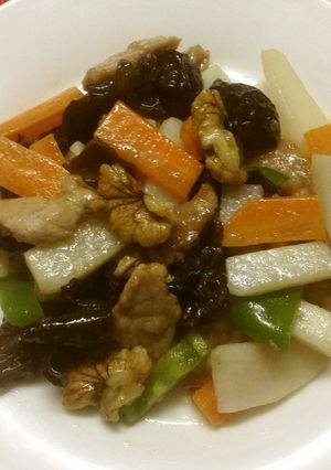 長芋くるみ豚肉炒め（山药胡桃炒猪肉）-レシピのメイン写真