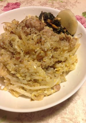 豚肉ともやしのふんわり玉子炒飯♪-レシピのメイン写真
