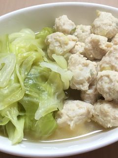 鶏団子とキャベツの白ダシ煮♪-レシピのメイン写真