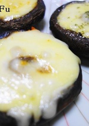 椎茸のチーズのせ焼き　マヨと錬りうに！-レシピのメイン写真