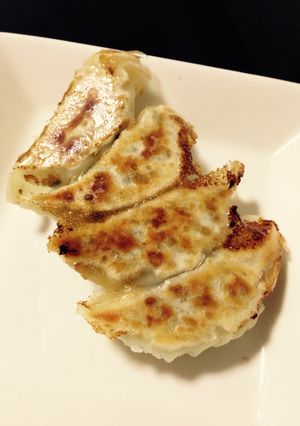 野菜たっぷりカリカリ絶品餃子-レシピのメイン写真