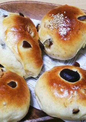 香ばしい♪甘栗とクルミの木の実あんパン♪-レシピのメイン写真
