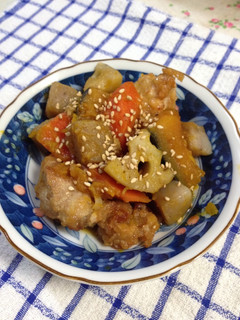 鶏唐入り♡かぼちゃと蓮根の煮物-レシピのメイン写真