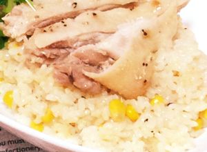 炊飯器で☆鶏モモ肉でトウモロコシごはん☆-レシピのメイン写真