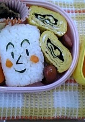 しょくぱんマンのお弁当　キャラ弁-レシピのメイン写真