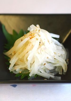 さっと茹でてまぜるだけ！大根ナムル-レシピのメイン写真