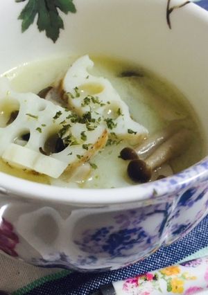 れんこんと柚子胡椒の白味噌スープ-レシピのメイン写真