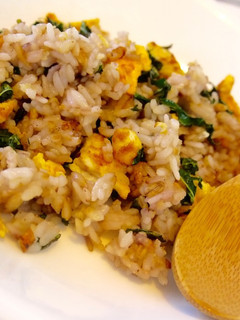 簡単!ケールと卵の炒飯-レシピのメイン写真